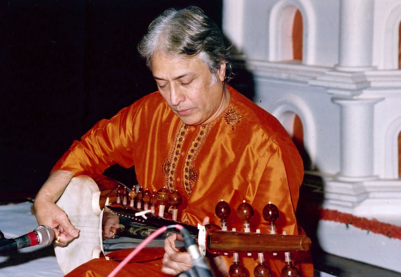 019_2004_Ustad Amjad Ali Khan-Kalarang