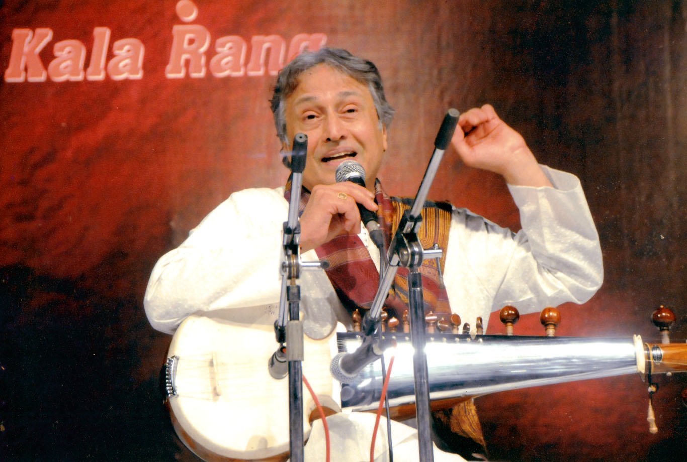 035_2010_Kalarang_Ustad Amjad Ali Khan