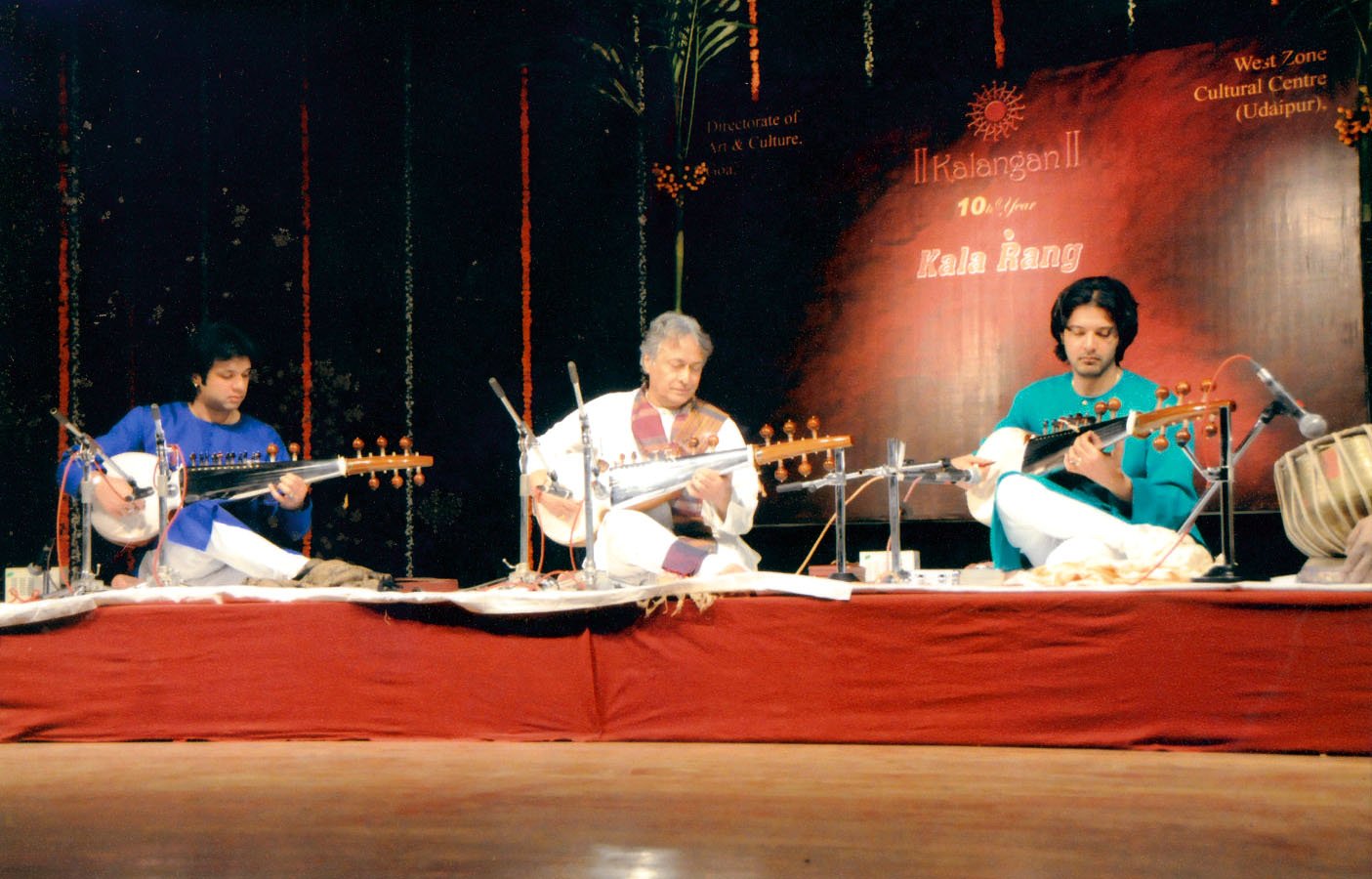 036_2010_Ustad Amjadali khan with Son Aman & Ayaan