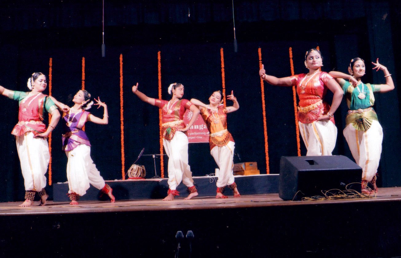 057_2019_Annual Day-Bharat nattyam students